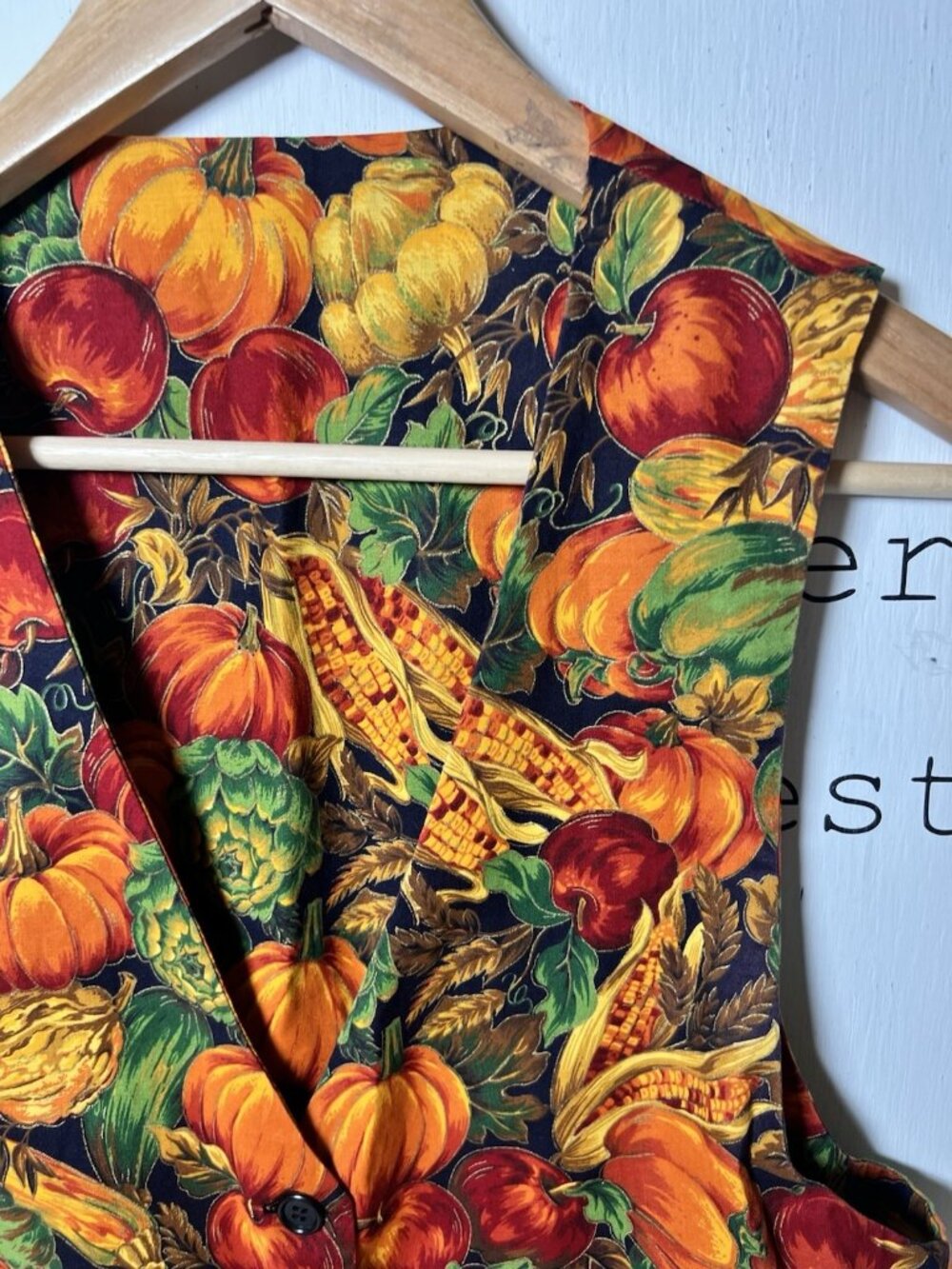 Quirky Grandma core Pumpkin Thanksgiving Harvest Vest Size Medium.  Bb - Picture 3 of 6